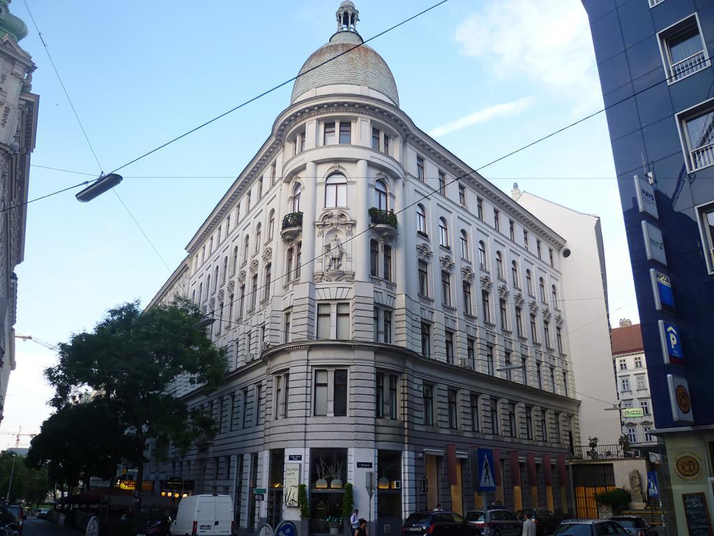 Urban Flats Vienna City Center ภายนอก รูปภาพ